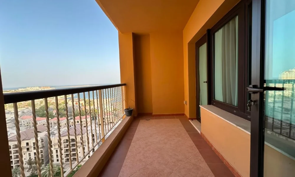 FULLY FURNISED 1 BR | BEAUTIFUL INTERIOR | BALCONY - Image 7