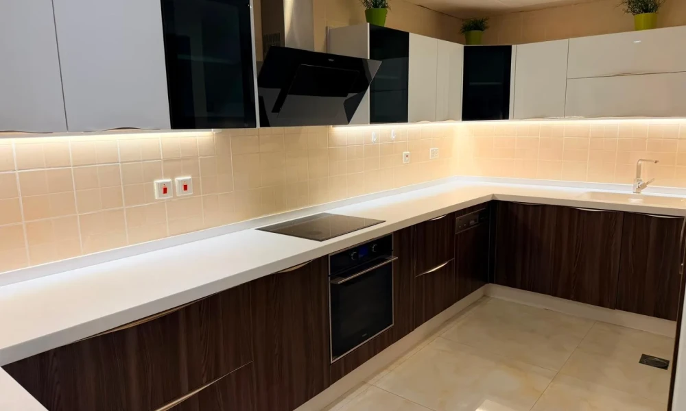 FULLY FURNIOSHED | PREMIUM 2BR FF | SEA VIEW - Image 4