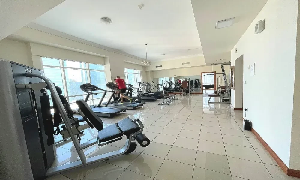 BILLS INCLUSIVE 1 BHK PLUS AMENITIES | WEST BAY - Image 8