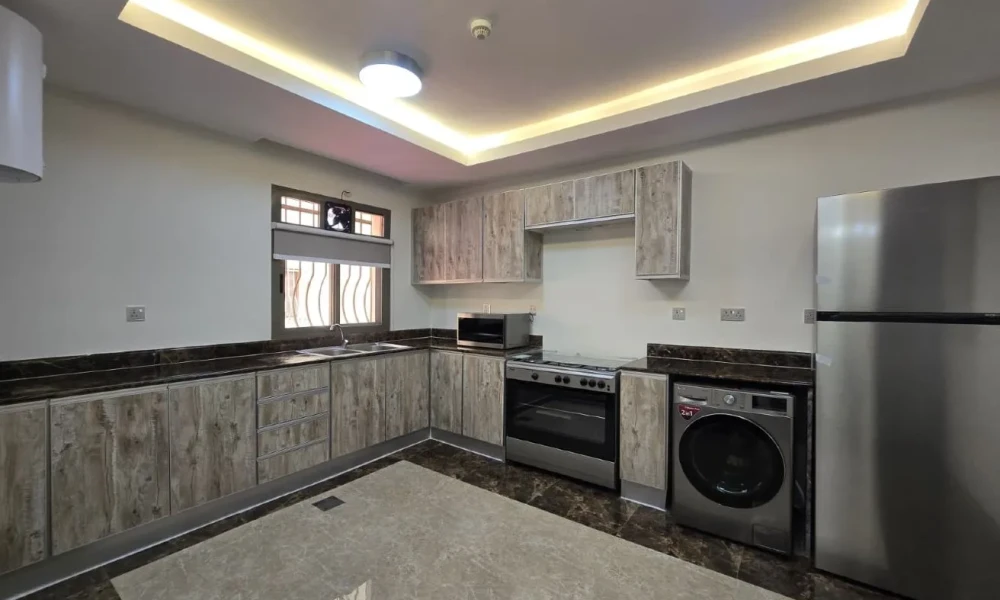 STYLISH 3BHK | FF |POOL + GYM | PRIME LOCATION - Image 7
