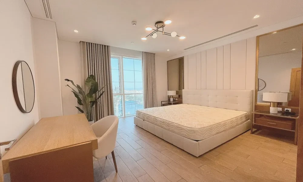 MODERN FF 1BR | VIEW OF SEA | BILLS INCLUDED small 3