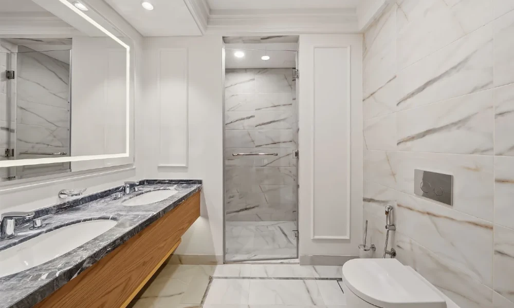 EXCLUSIVE 2BR APT FOR SALE | ROOFTOP & AMENITIES - Image 7