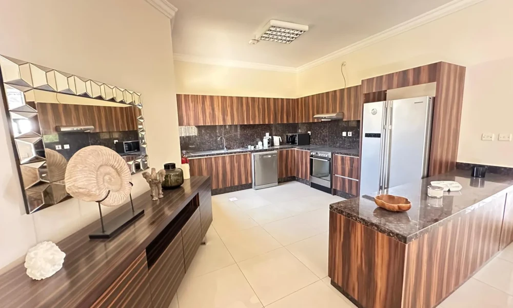 FULLY FURNISHED | COMPOUND VILLA | 4 BHK + MAID - Image 7