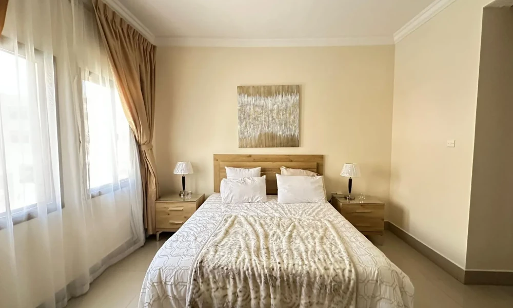FULLY FURNISHED | COMPOUND VILLA | 4 BHK + MAID - Image 4
