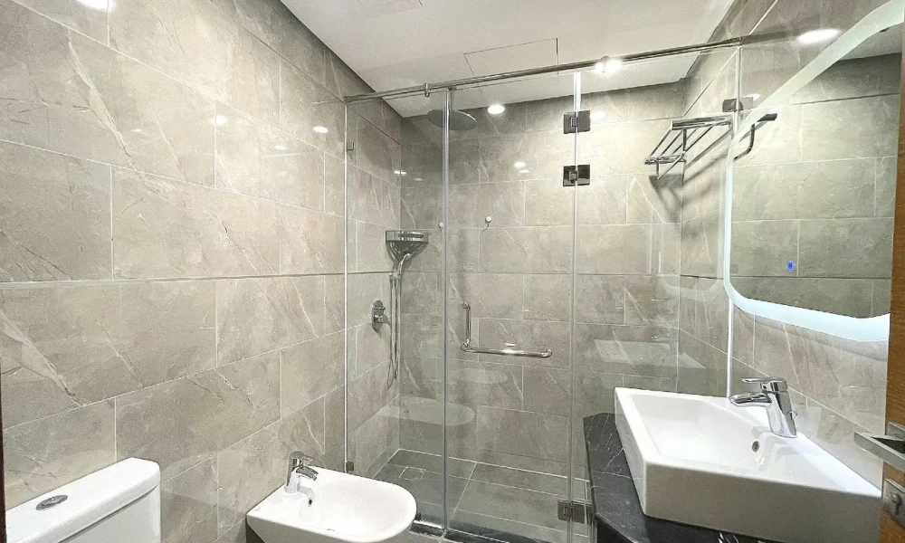 1BR WITH BALCONY | BILLS COVERED | TOP AMENITIES - Image 5