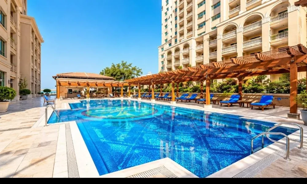 LUXURY 1BR LIVING | THE PEARL, PORTO ARABIA  - Image 6