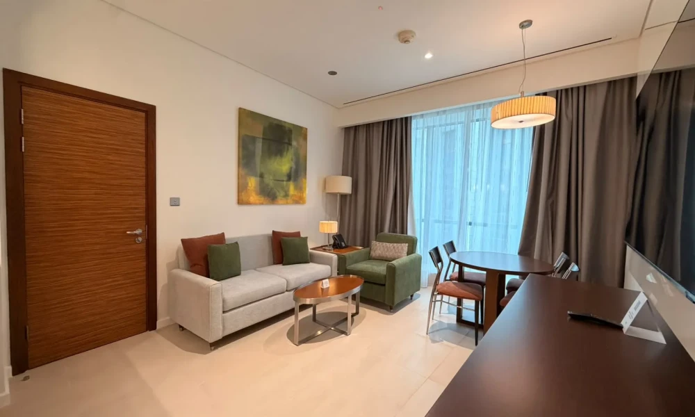 SERVICED 1 BEDROOM HOTEL APARTMENT BILLS INCLUDED small 2