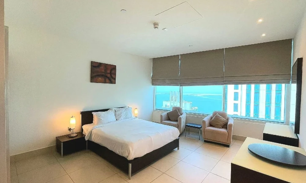 SPACIOUS FF 3BR APT W/ SEA VIEW | PRIME LOCATION small 3