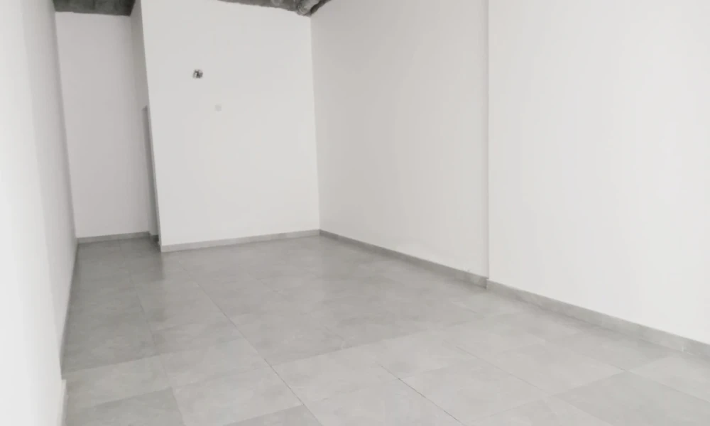 RETAIL SHOP WITH DEDICATED PARKING IN AL WAAB - Image 7