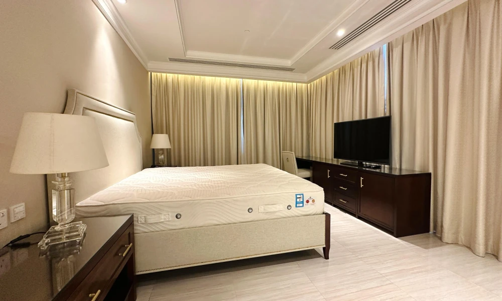 FF 2BR | MODERN STYLE | PREMIUM AMENITIES small 3