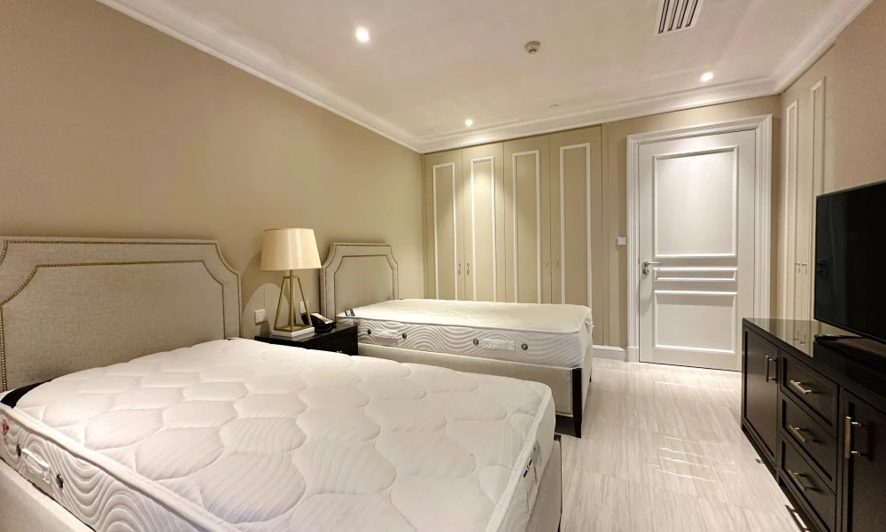 FF 2BR | MODERN STYLE | PREMIUM AMENITIES - Image 5