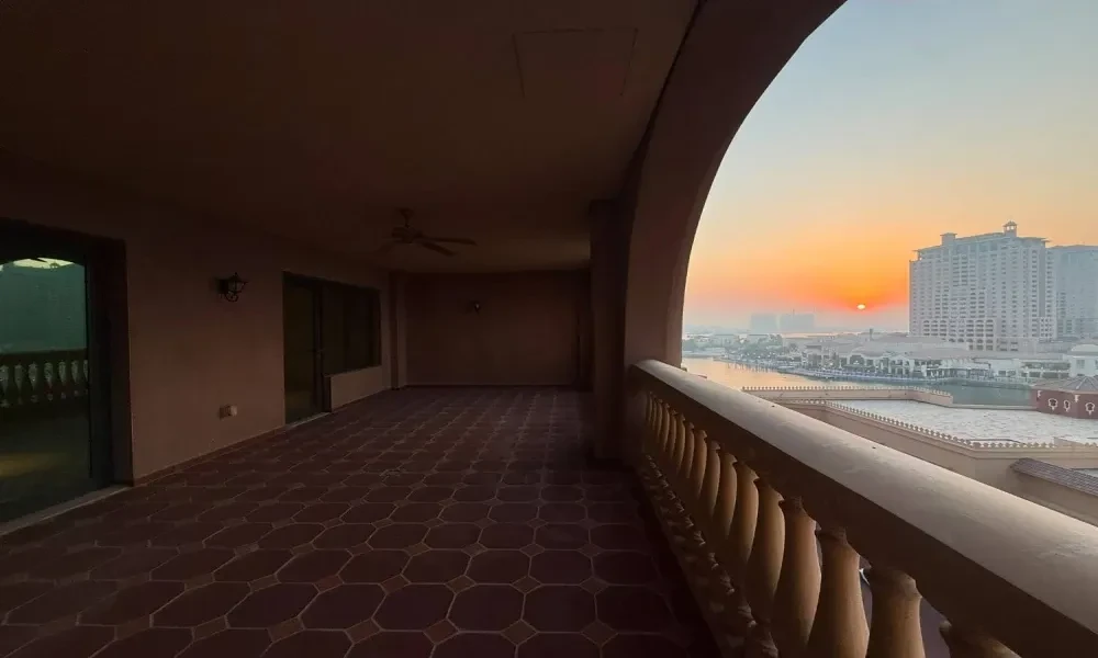 1 BR SF | MARINA VIEW + ACCESS TO FACILITIES - Image 9
