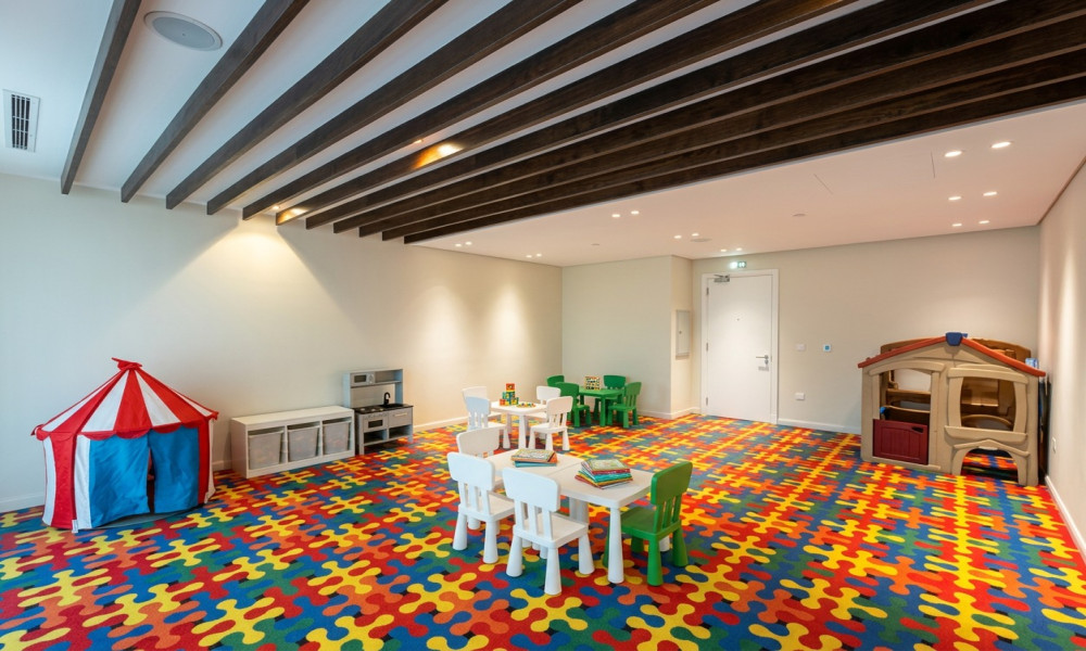 1BR + Office FF | Floresta Gardens | Beach Access small 2