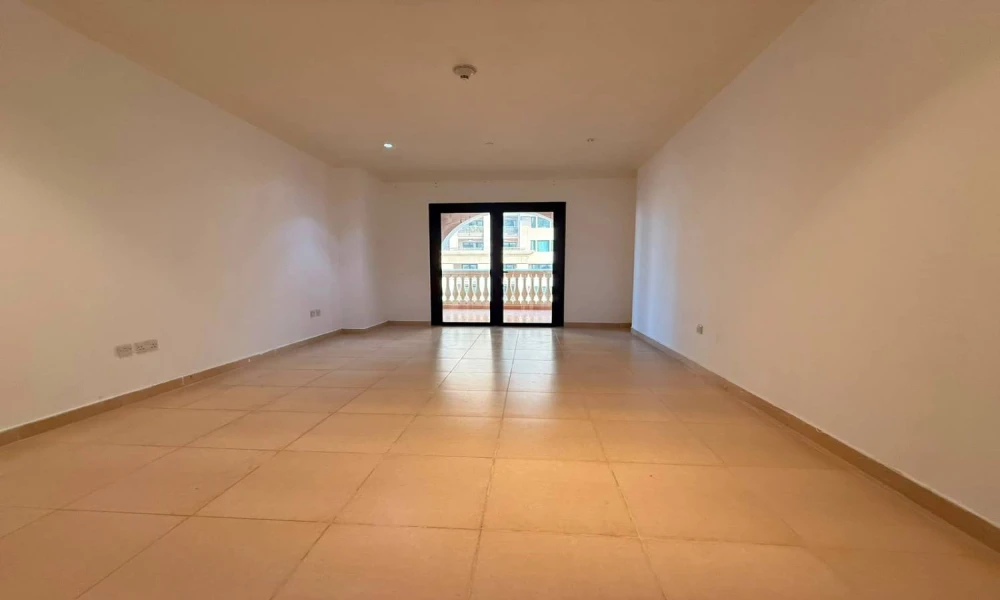 1BR SF W/ LARGE BALCONY MARINA VIEW + AMENITIES small 1
