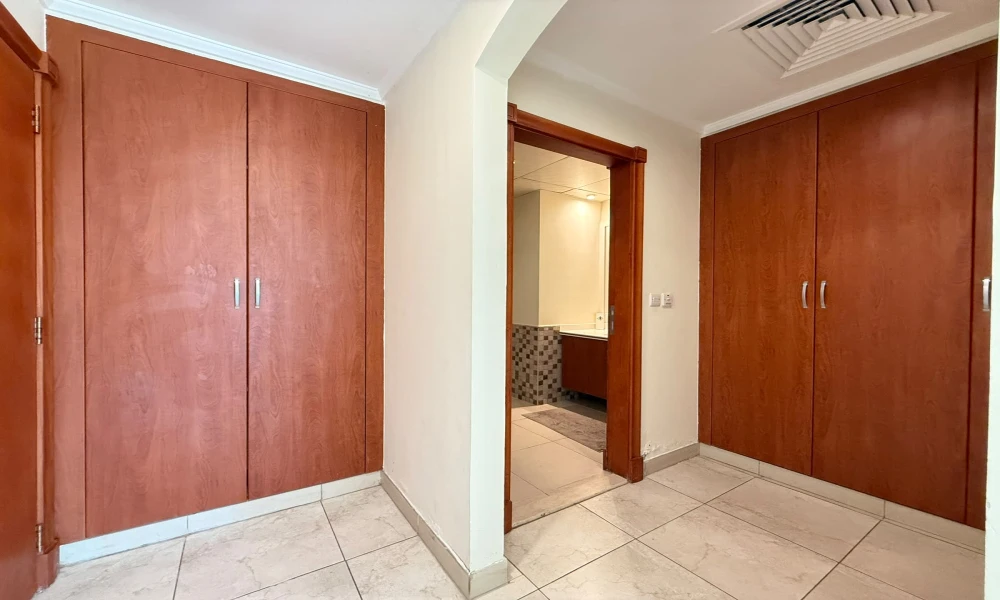 1BR W/ HUGE BALCONY MARINA VIEW | KIDS PLAY AREA - Image 4