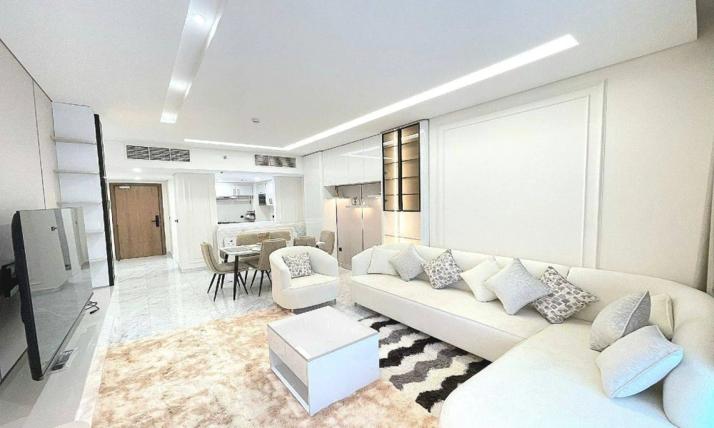 2 BEDROOMS+MAID WITH BALCONY | INCLUDING BILLS small 2