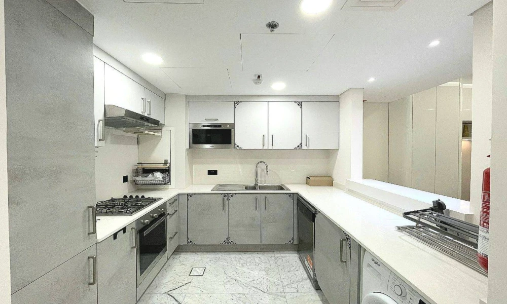 2 BEDROOMS+MAID WITH BALCONY | INCLUDING BILLS - Image 5