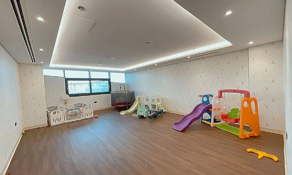 2 BEDROOMS+MAID WITH BALCONY | INCLUDING BILLS - Image 9