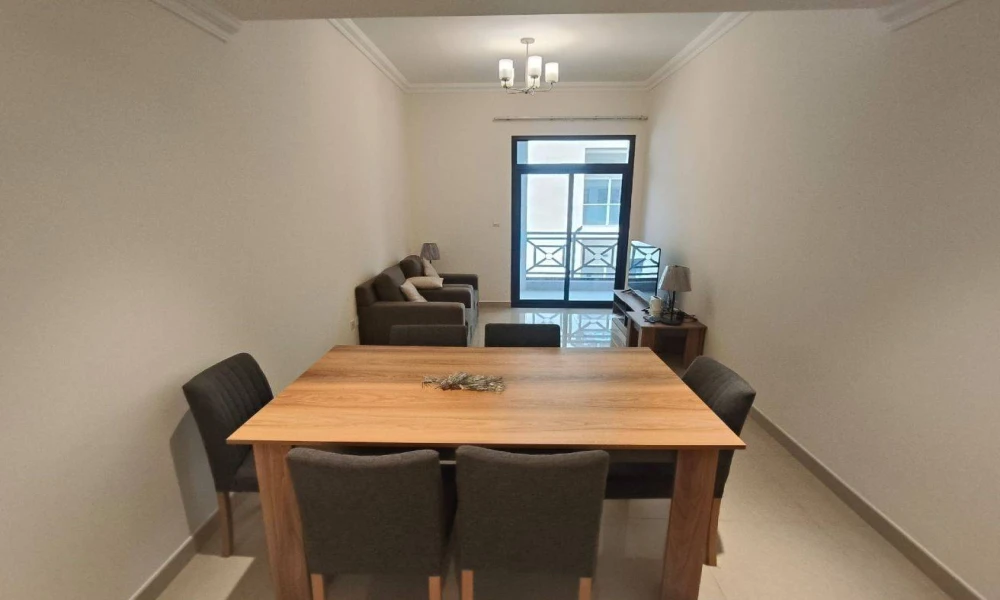 2 BHK UNFURNISHED APT| WITH BALCONY AND BILLS - Image 6