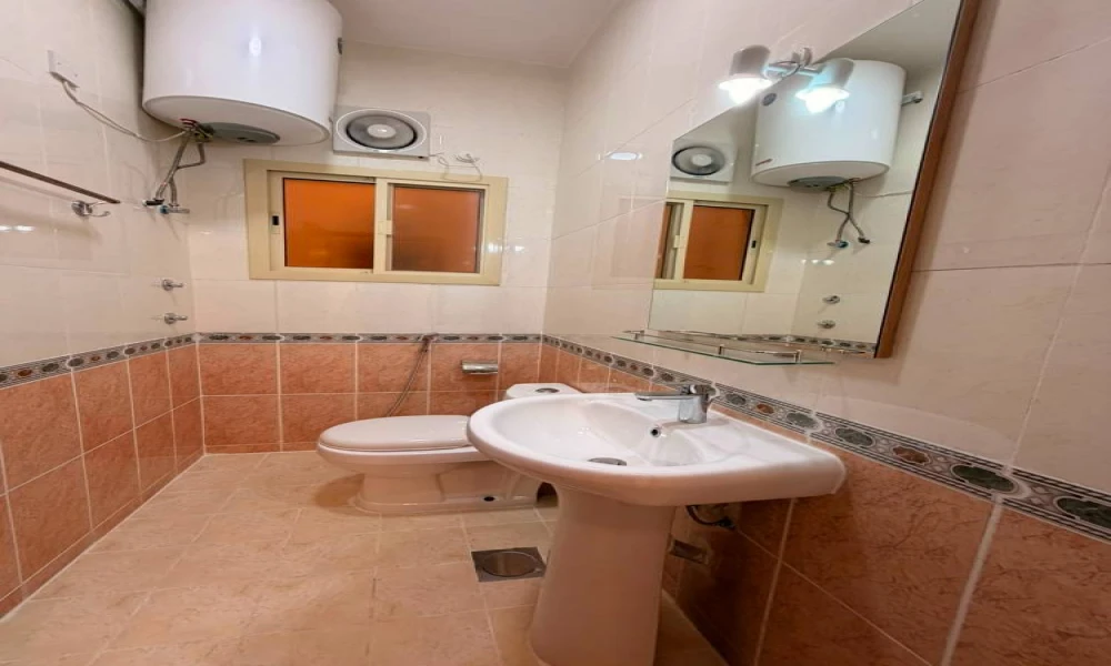2 BHK UNFURNISHED NEAR METROLINK | AL MANSOURA - Image 9