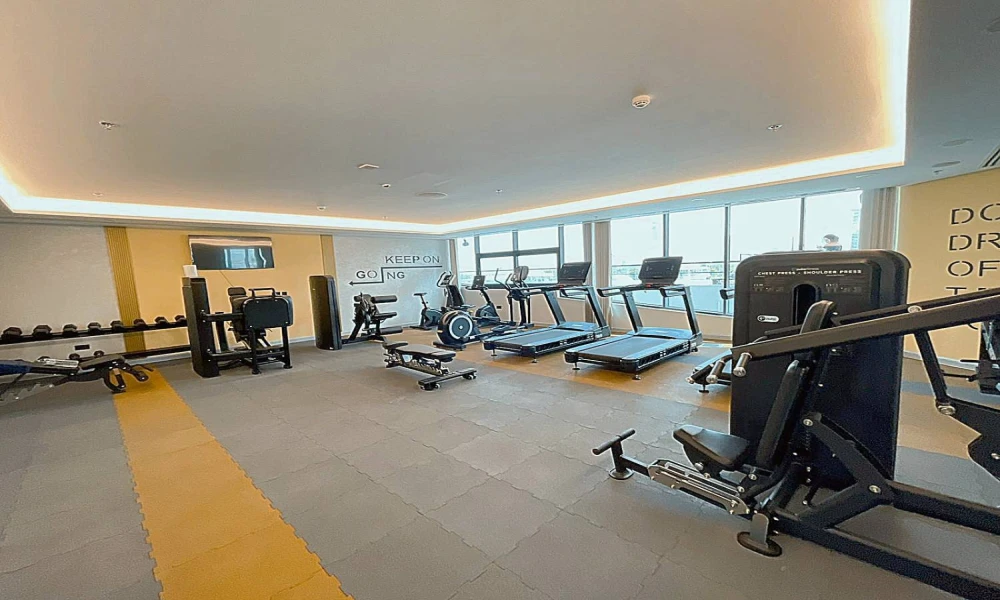 2 BR SALE W/ BALCONY FULL SEA VIEW + AMENITIES - Image 10