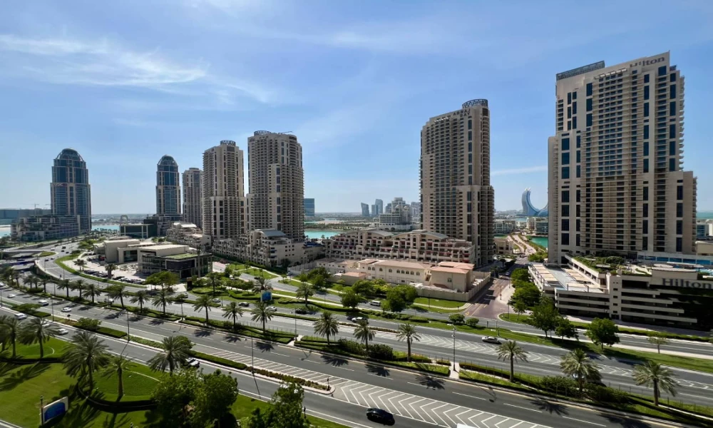2 BR WITH BALCONY | ACCESS TO AMENITIES | SECURITY