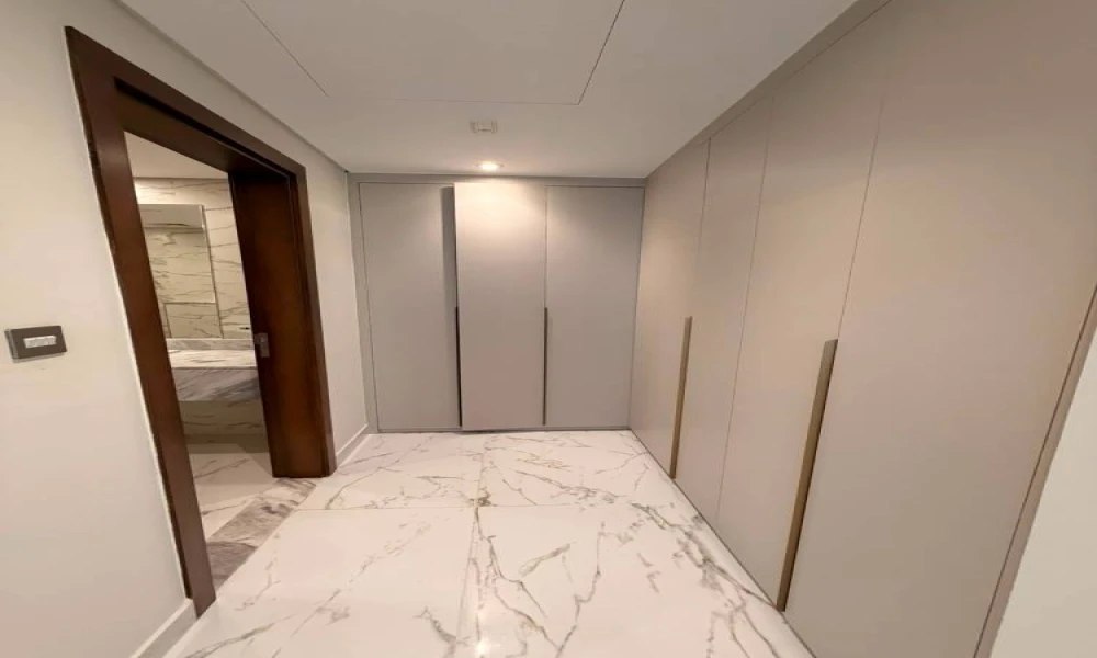 2 BR WITH BALCONY PARTIAL SEA VIEW | FF | LUSAIL - Image 5