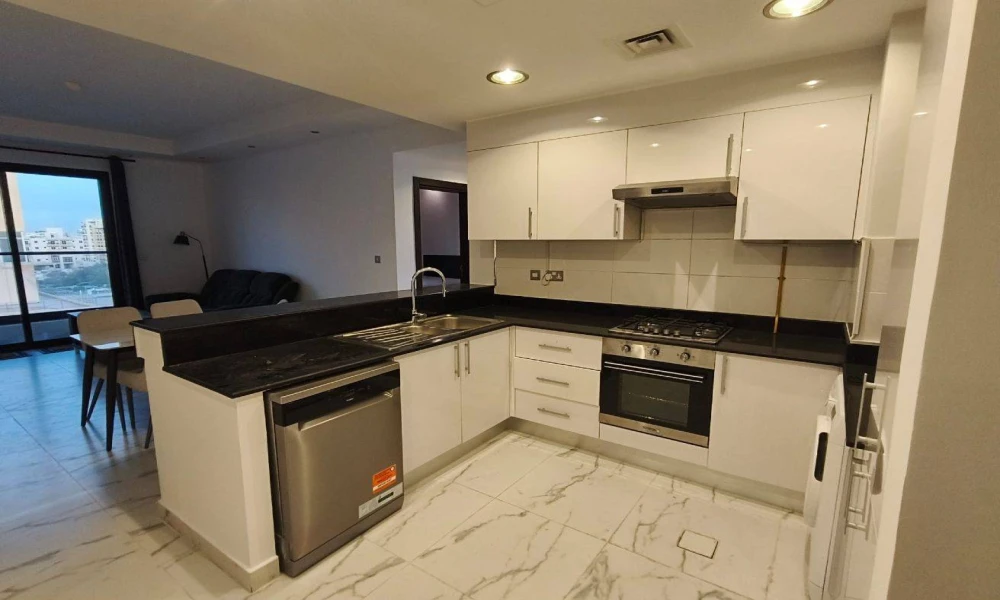 2BHK APARTMENT  FOR SALE FACING LUSAIL PLAZA TOWERS - Image 6