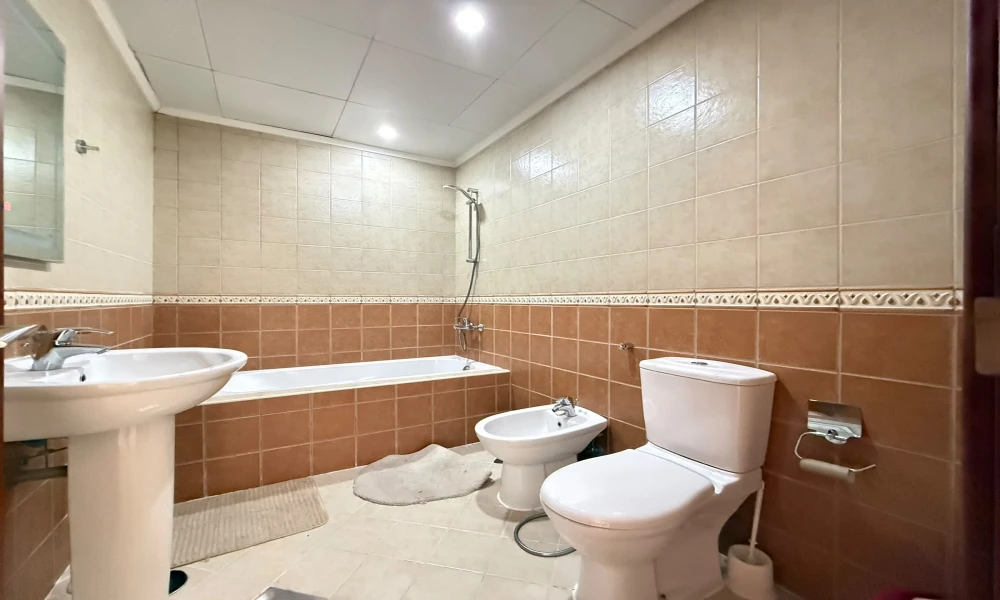 2BR FF | FULL SEA VIEW & BALCONY | PORTO ARABIA - Image 5