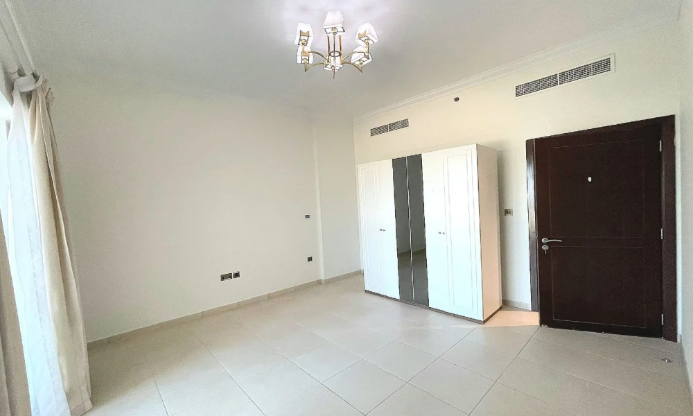 2BR W/ BALCONY | INCLUDING BILLS | AMENITIES small 3