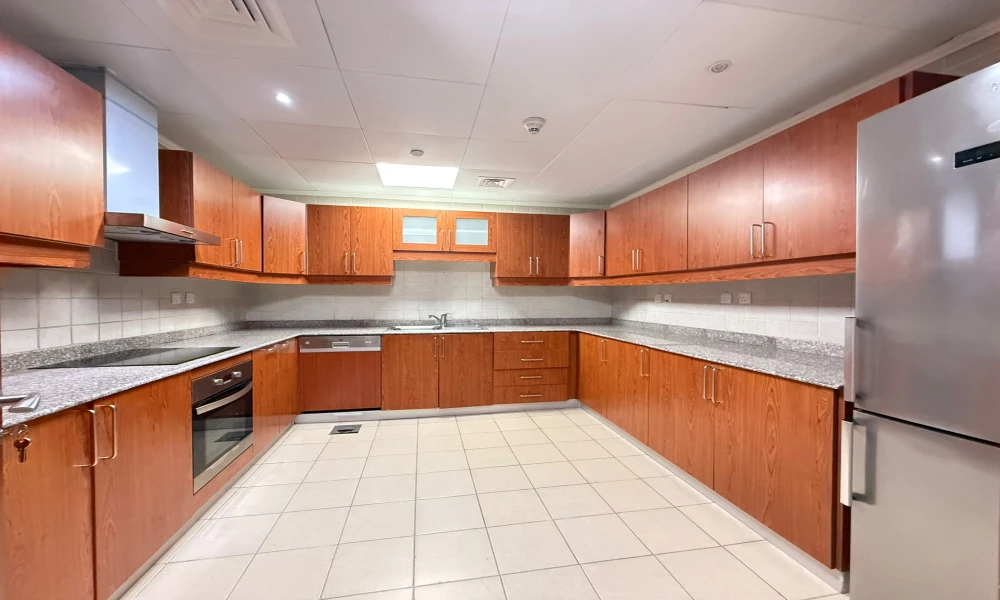 2BR W/ BALCONY | STUNNING SEA VIEW | AMENITIES - Image 8