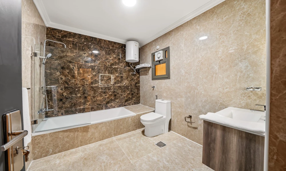 3 BHK FOR SALE WITH FULL AMENITIES | FAMILY LIVING - Image 10