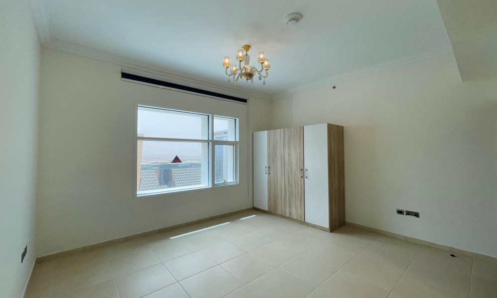 3 BHK Semi-Furnished Apartment in Lusail Marina - Image 7