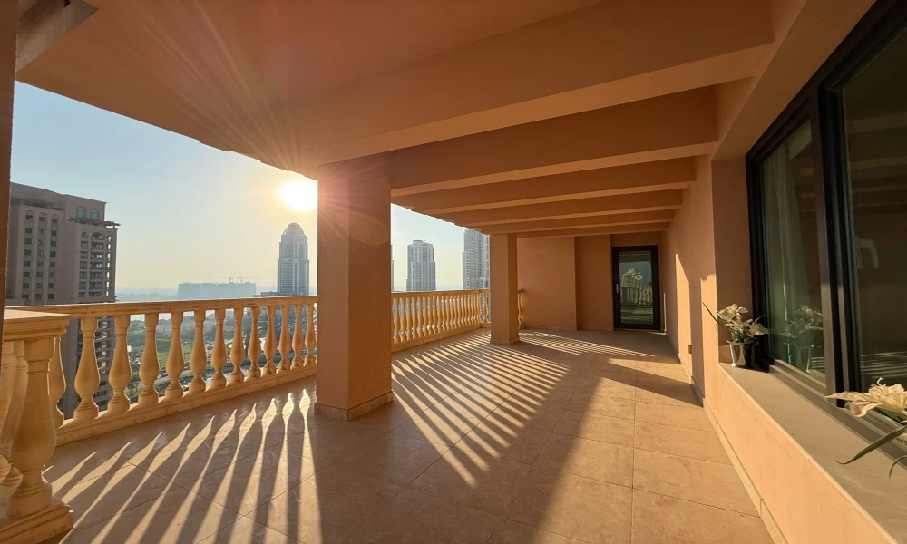 3 BR FF+MAID'S ROOM | MARINA VIEW | FULL AMENITIES small 2