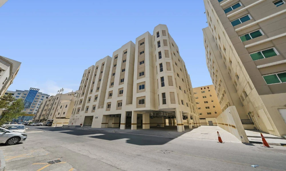 3BR | NEW BLDG | NEAR METRO & HOSPITAL small 2