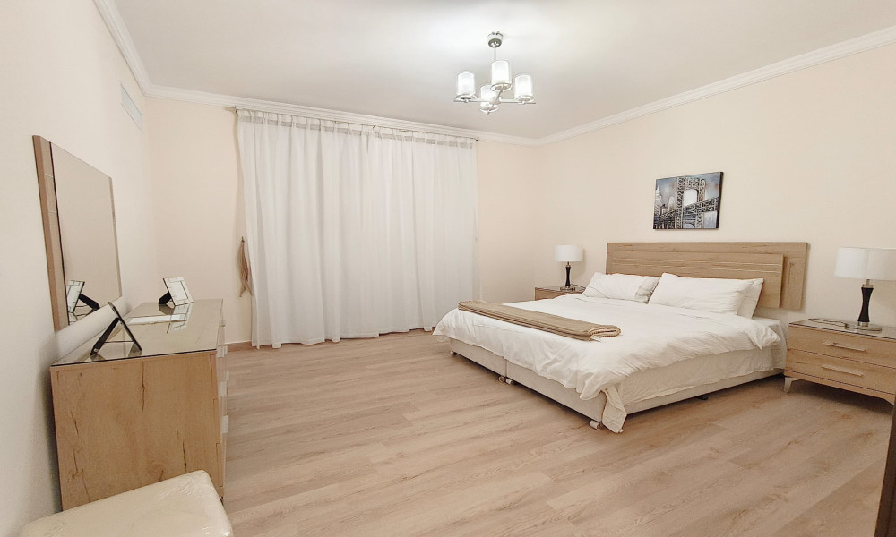 4 BHK Fully-Furnished Villa in Ain Khaled Compound - Image 7