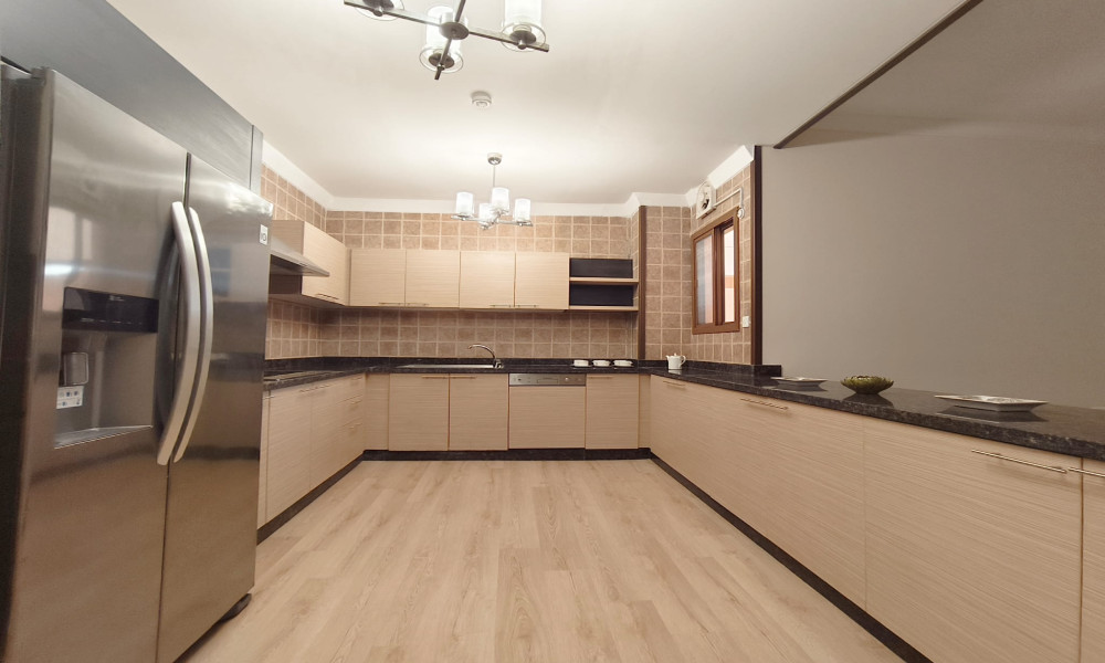 4 BHK Fully-Furnished Villa in Ain Khaled Compound - Image 8