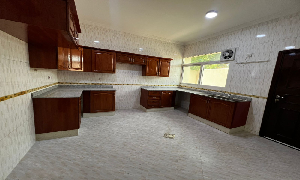 4 BHK Unfurnished Compound Villa for Rent Al Gharafa small 3