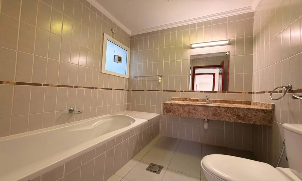 4 BHK+MAID'S ROOM SF | BACKYARD+FULL FACILITIES - Image 5