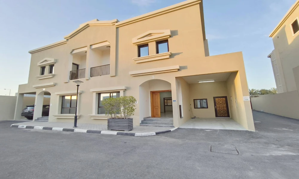 5 BHK VILLA | PLUS AMENITIES | BALCONY | KIDS AREA small 2