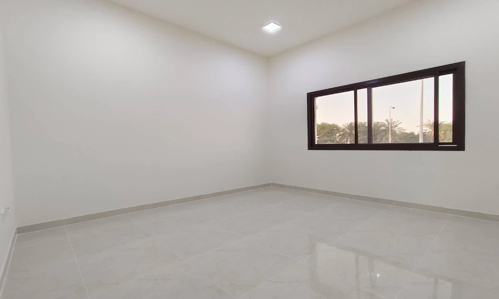 5 BHK VILLA | PLUS AMENITIES | BALCONY | KIDS AREA - Image 4