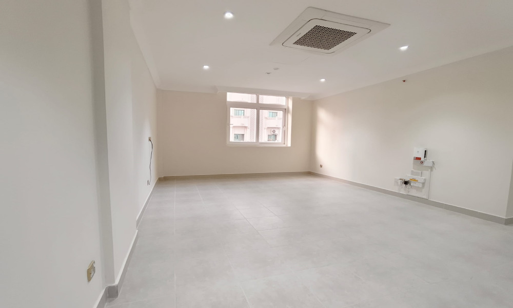 Affordable 3BHK Apartment in Najma for Rent - Image 9