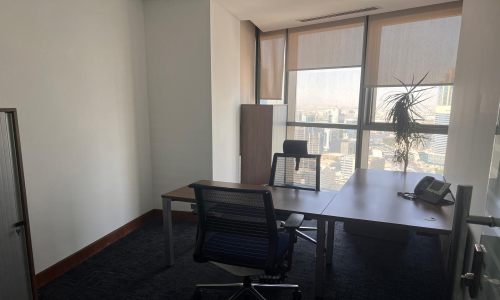 AFFORDABLE OFFICE SPACE FOR RENT | PALM TOWER small 1