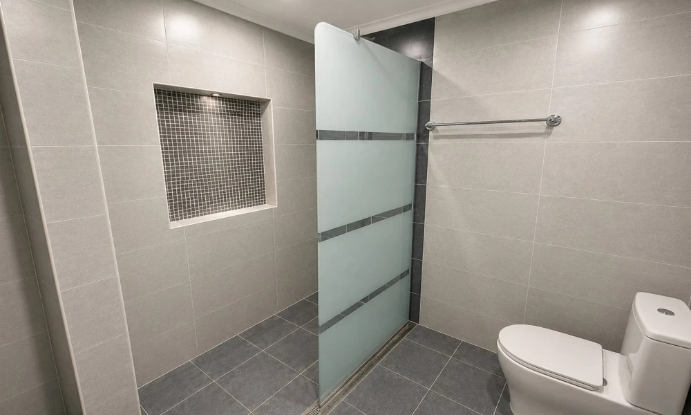 BEAUTIFUL 2+MAID FF APT | W/QATAR COOL INCL - Image 7