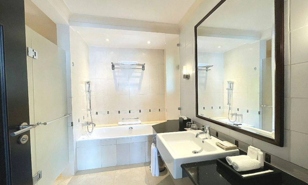 BILLS INCLUDED | 2 BEDS COMPOUND VILLA | AMENITIES - Image 9