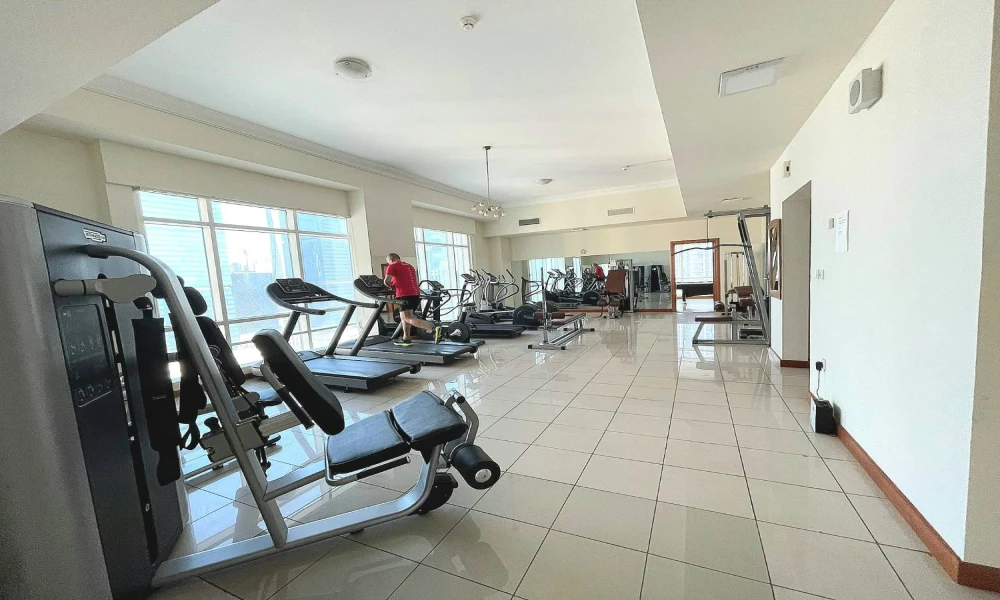 BILLS INCLUSIVE 1 BHK PLUS AMENITIES | WEST BAY - Image 8
