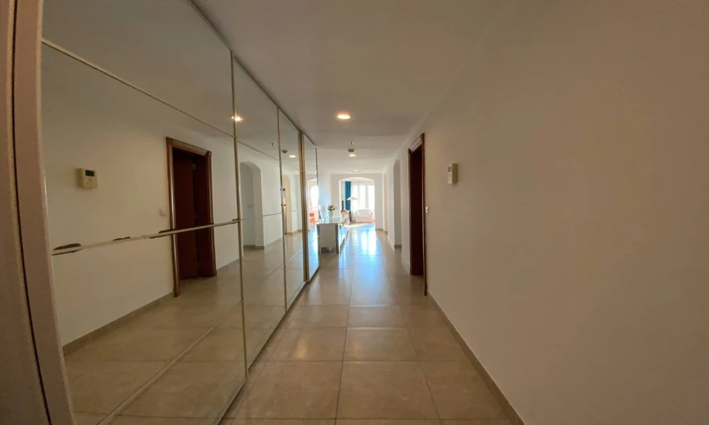 BILLS INCLUSIVE 1 BR | BALCONY | KIDS PLAY AREA small 1