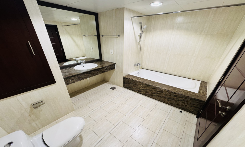 BRIGHT 1 BHK FOR RENT IN PEARL, PORTO ARABIA | FULLY FURNISHED small 3