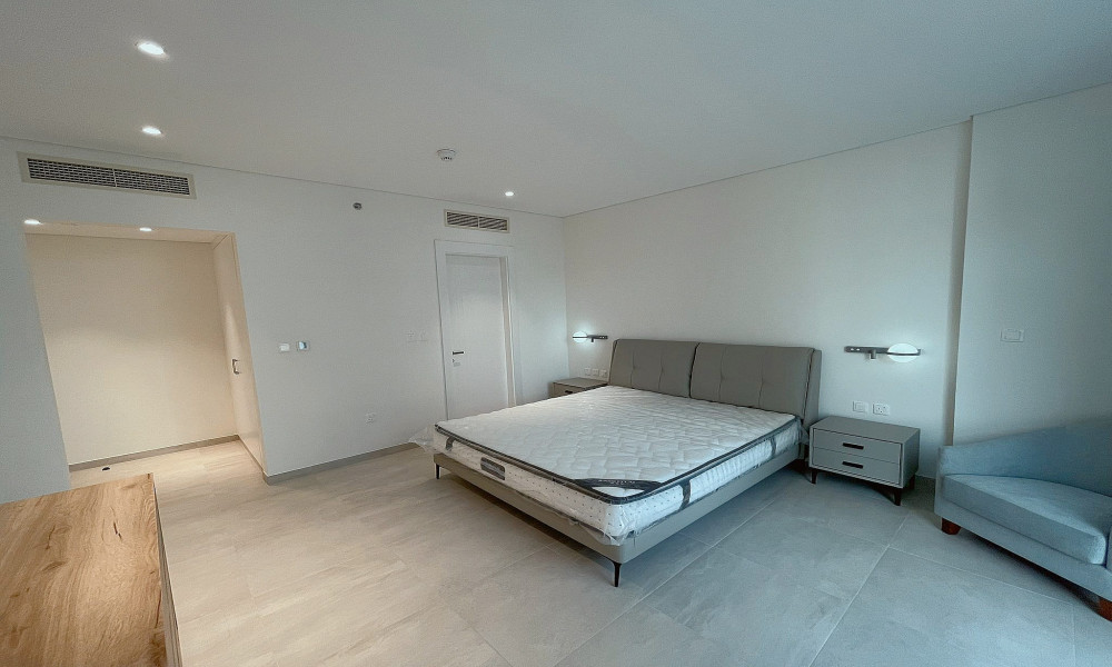 Bright 2 BHK Fully-Furnished Apartment for Rent - Image 10