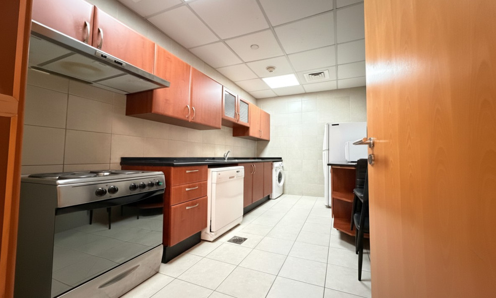 BRIGHT SPACIOUS 1 BHK FOR RENT IN ZIG ZAG | UF small 1